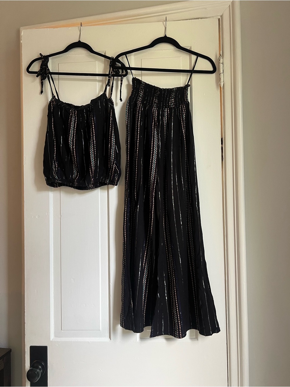 Elan Black and Multicolor Striped Set NWT size L
